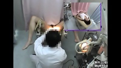 gorgeous dark-haired housewife Yoko (33) -Internal exam table exam (first half) -All gynecological examination File04-b