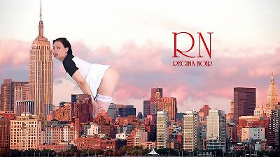 Wow! A fat chick without panties walks around the city. She's as tall as King Kong! impressive display of a giantess! 2